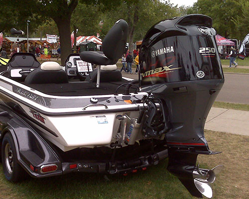 short shaft outboard outboard motor
