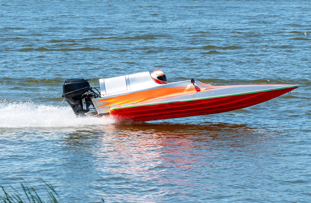 Go-fast boat